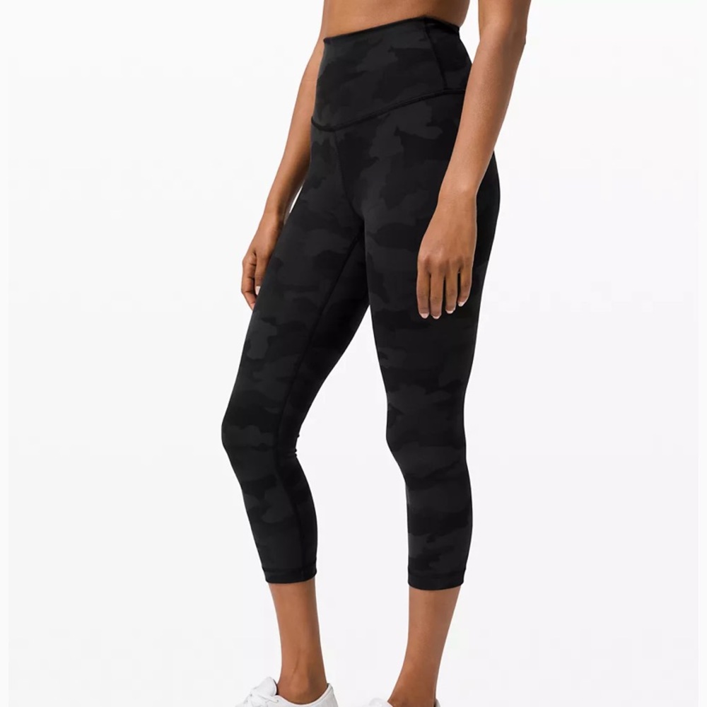Cropped Lululemon Align leggings